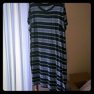 3x Ava & Viv t shirt dress