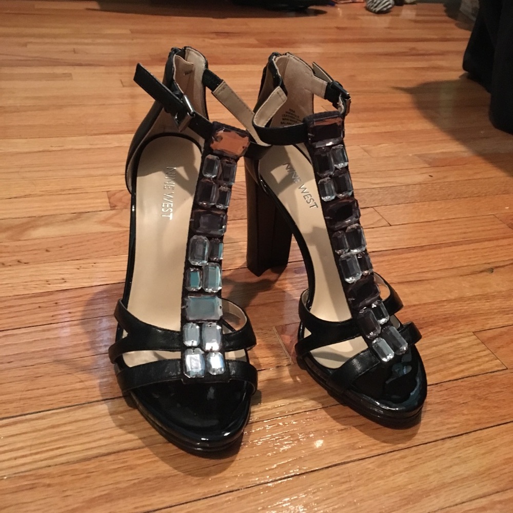 NINE WEST heels
