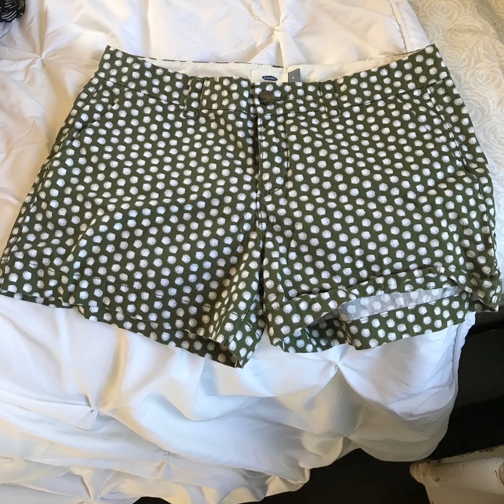 Old Navy Seashell Patterned Shorts