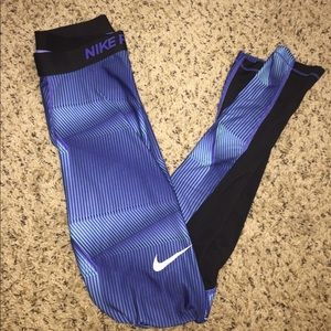 ‼️LAST CHANCE‼️blue nike pro leggings!