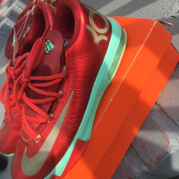 Nike Christmas KD 6 - Picture 3 of 4