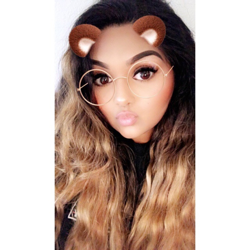 Meet your Posher, Lexie