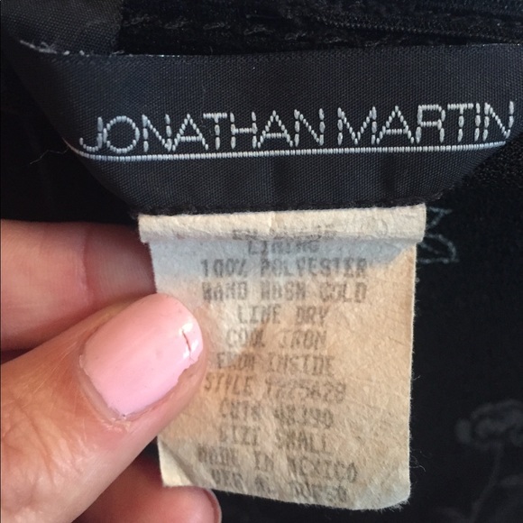 Black with silver rose print pencil skirt - Picture 3 of 3