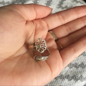 Alex & Ani Lotus Peace Petal Spoon Ring