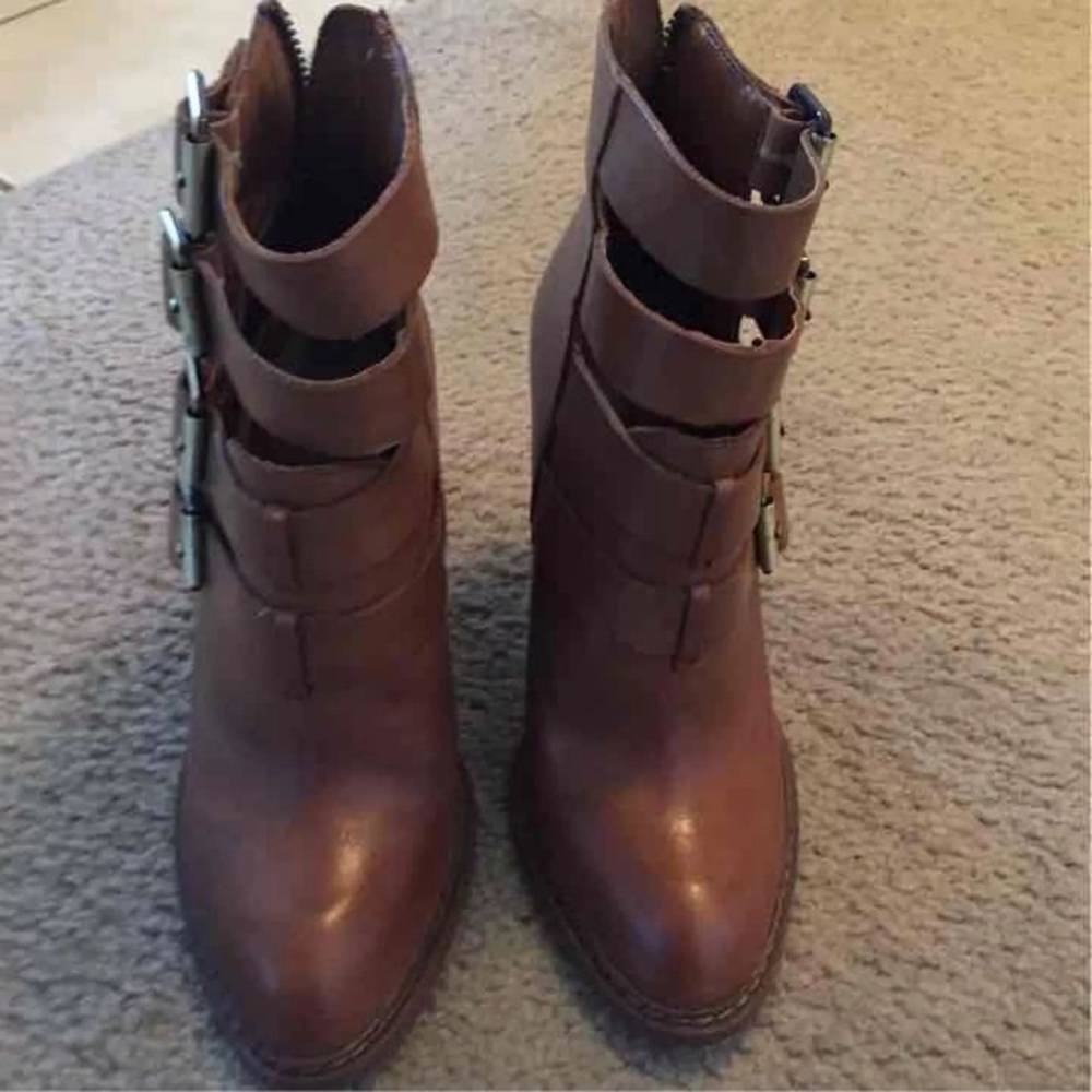 Chinese laundry ankle boots