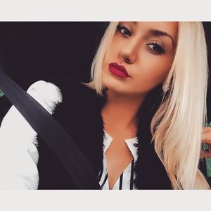 Meet your Posher, Annemarie