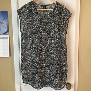 H&M V-neck dress