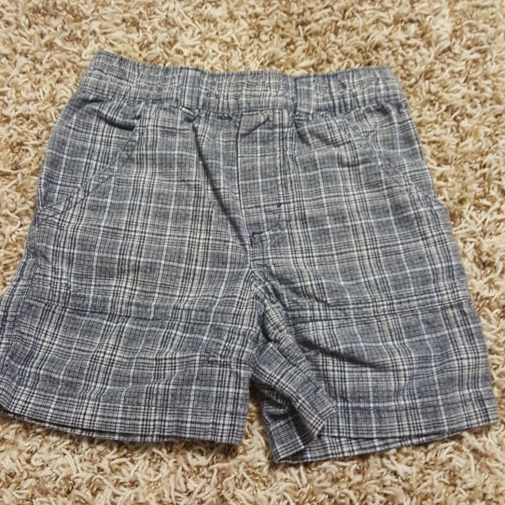 🚫 DONATED 🚫 Boys shorts