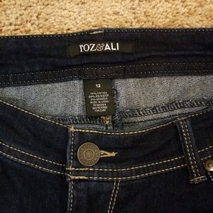 Dark wash cropped jeans