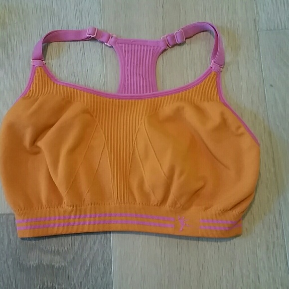 Bundle of 2 sports bras - Picture 3 of 5
