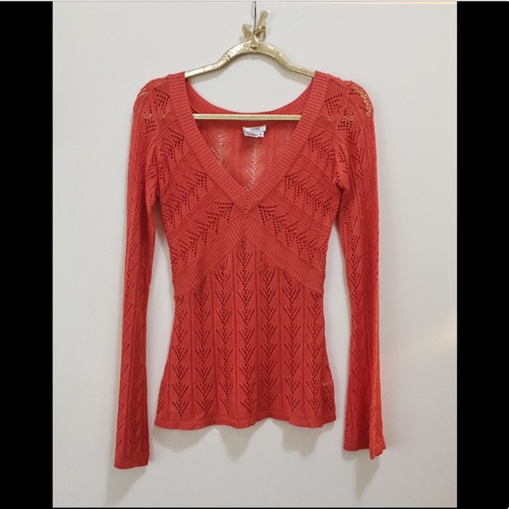 CACHE 100% Silk Knitted Top with Flare Sleeves