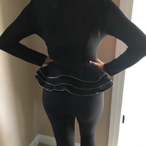 Gorgeous jacket! - Picture 4 of 4