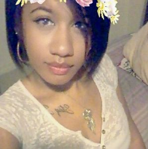 Meet your Posher, Kiana