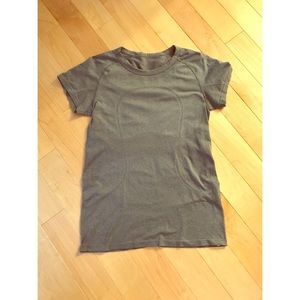 lululemon athletica Swiftly Tech Short Sleeve Crew