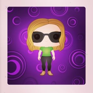Meet your Posher, Stephanie