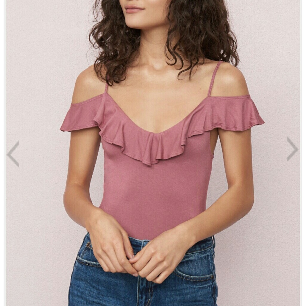 Garage rose pink off the shoulder xs tank
