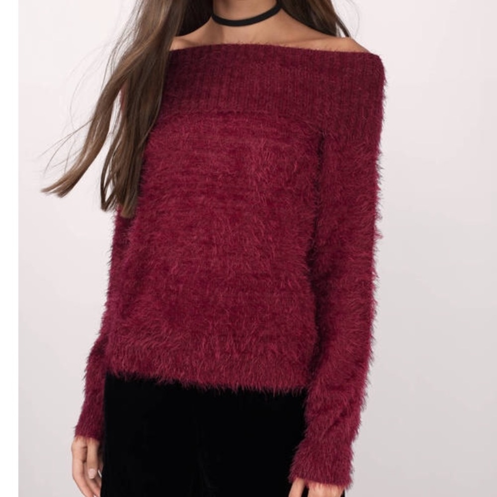 FUZZY SWEATER