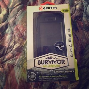 iPhone 5s, 5, SE phone case