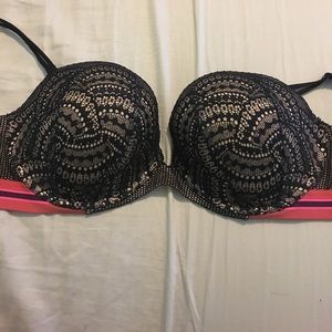 Victoria's Secret Very Sexy Lace Bra