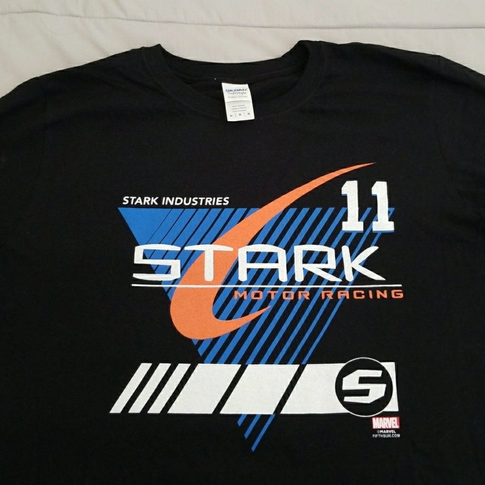 Marvel Stark industries that shirt lootcrate