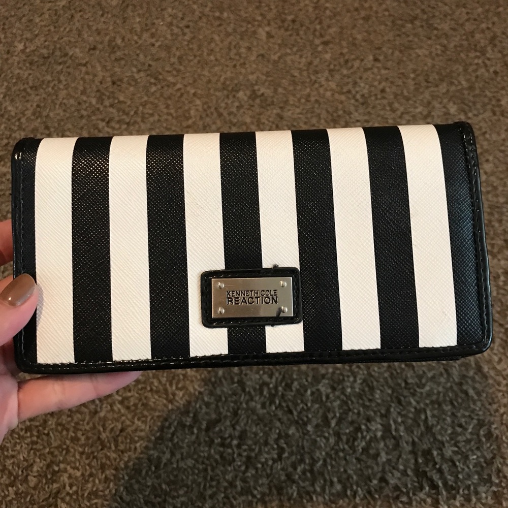 Kenneth Cole Reaction wallet