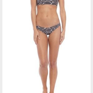 Boys + Arrows JESSIE THE JUVENILE SHARK BOTTOM