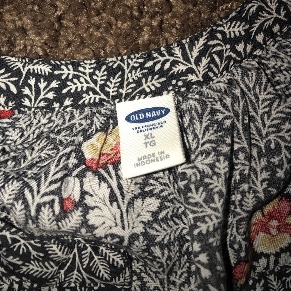 Blouse - Picture 2 of 2
