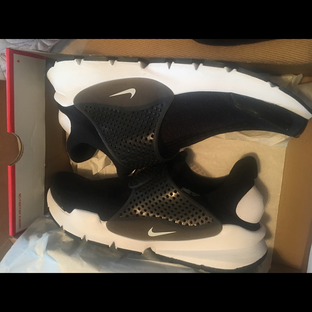 Nike sock dart kjcrd