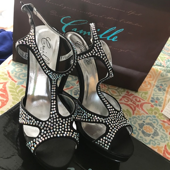 NWB!! Sparkly black heels - Picture 1 of 7