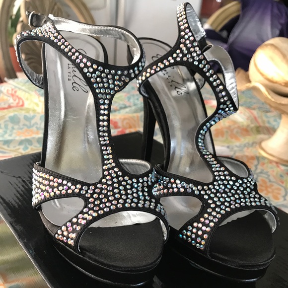 NWB!! Sparkly black heels - Picture 2 of 7