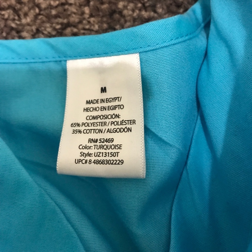 Scrub Top - Picture 2 of 2