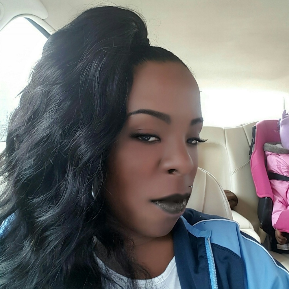 Meet your Posher, Christina