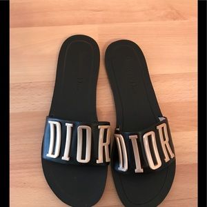 Super cute Brand new flats!