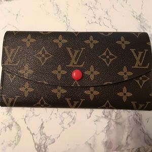 GORGEOUS "Emilie" wallet