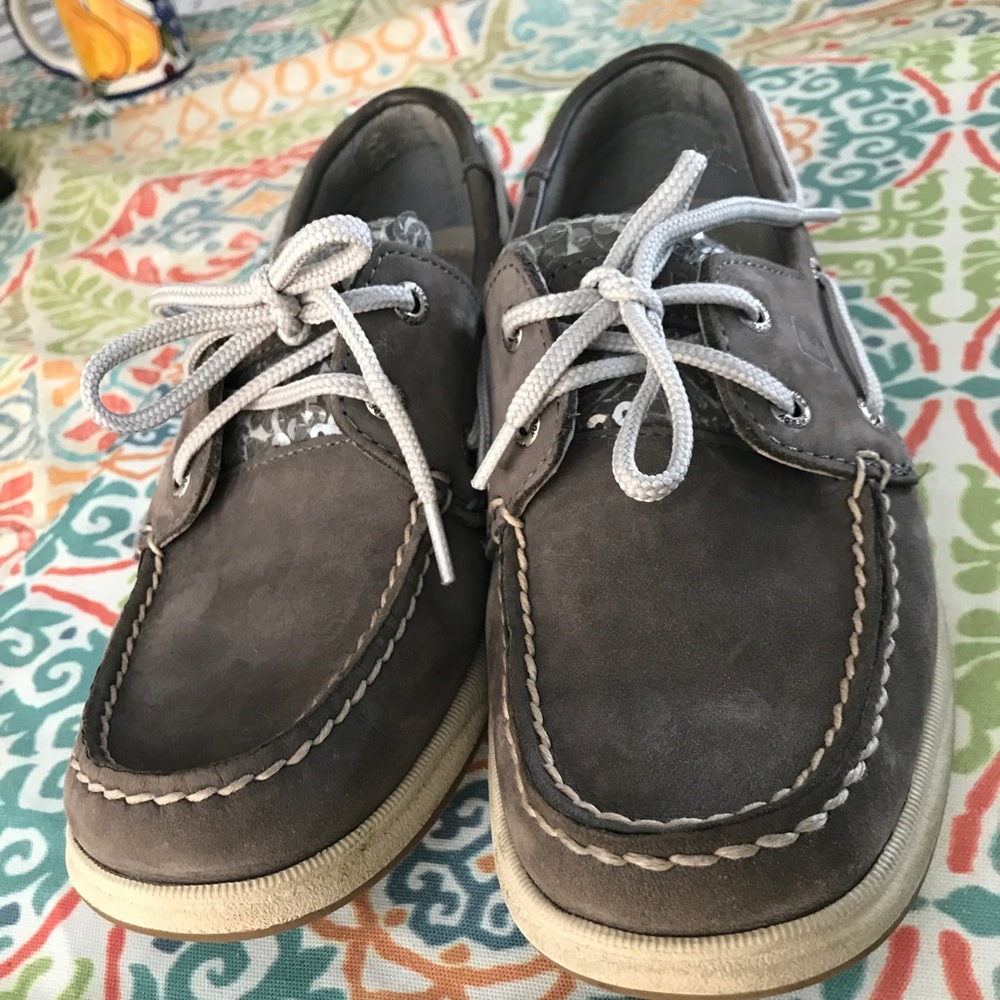 Sperry boat shoes