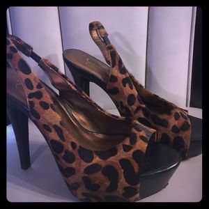 Jessica Simpson Platform heels