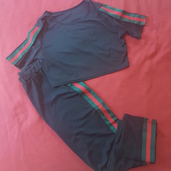 Last One ⚠️ Two Piece Side Stripe Set - Picture 3 of 3