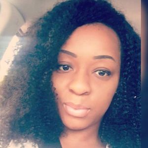 Meet your Posher, Stephanie