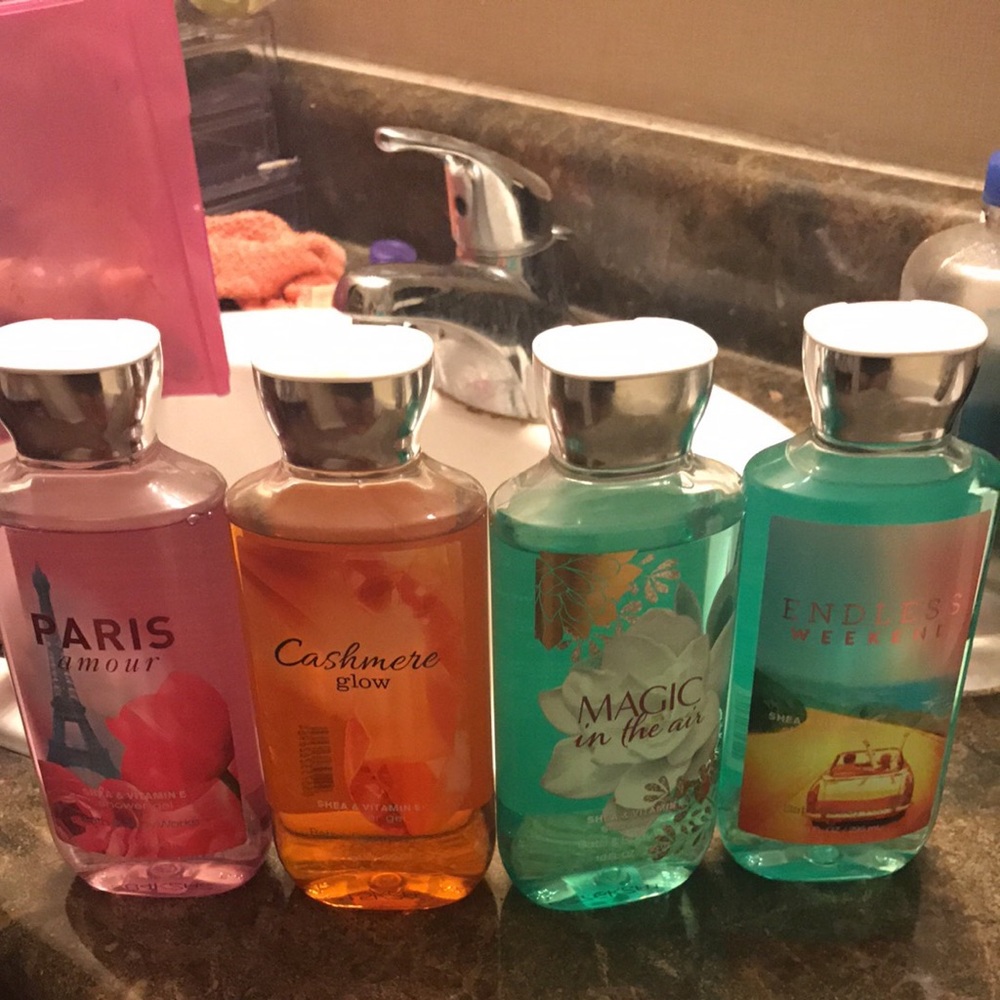 Bath and body works shower gel