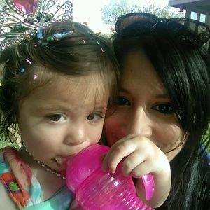 Meet your Posher, Vanessa