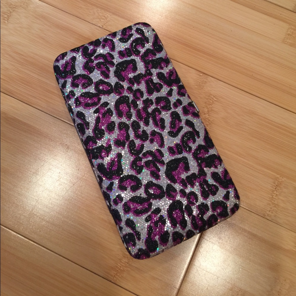 SPARKLY LEOPARD CLASP WALLET