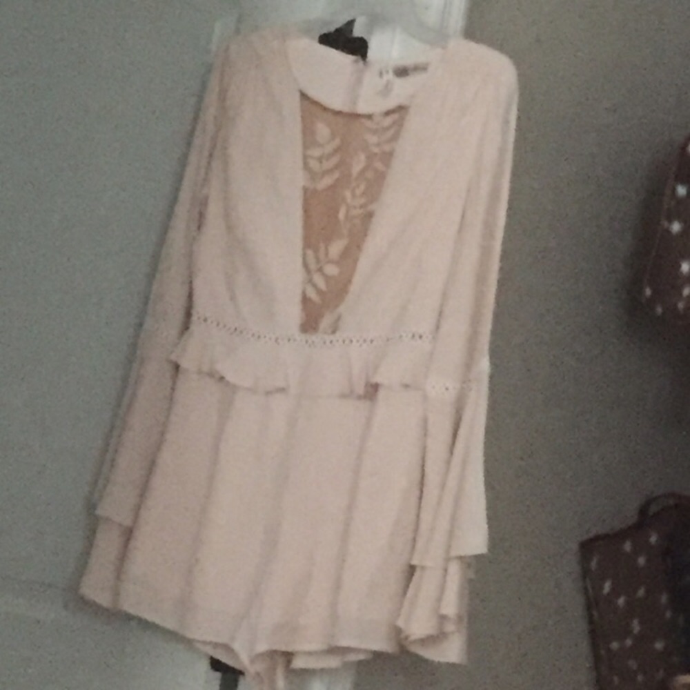 Large Romper - Picture 2 of 7