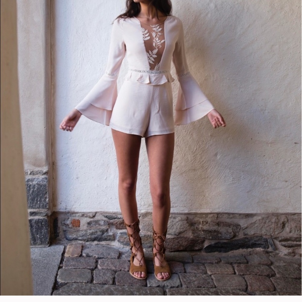 Large Romper - Picture 4 of 7