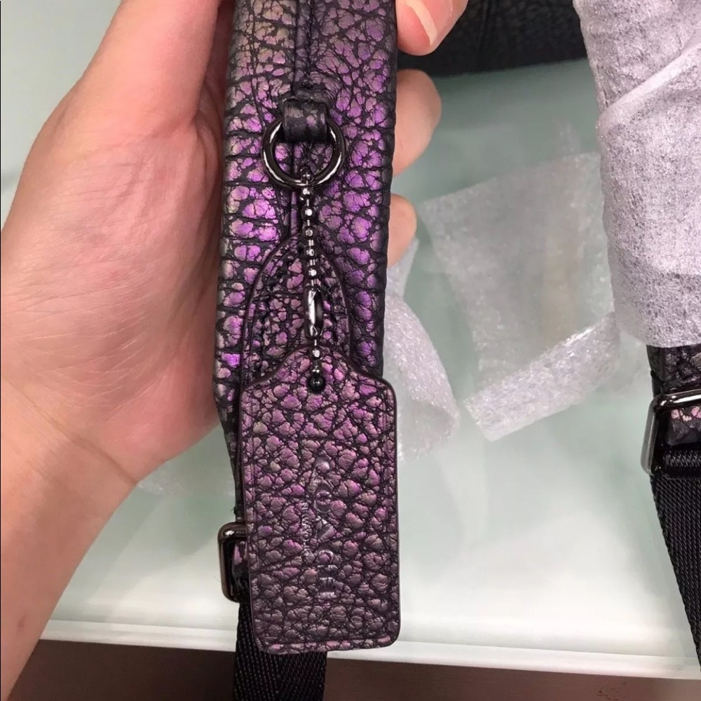 DO NOT BUY! I AM IN SEARCH OF THIS HANGTAG! Thanks