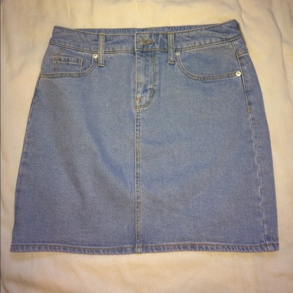 Denim skirt