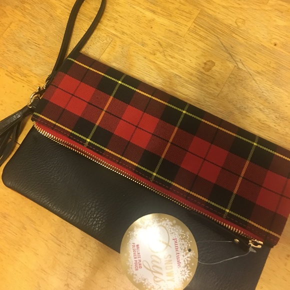Wristlet - Picture 1 of 3