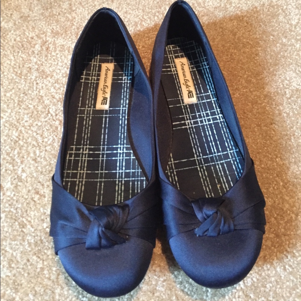 Blue ballet flats