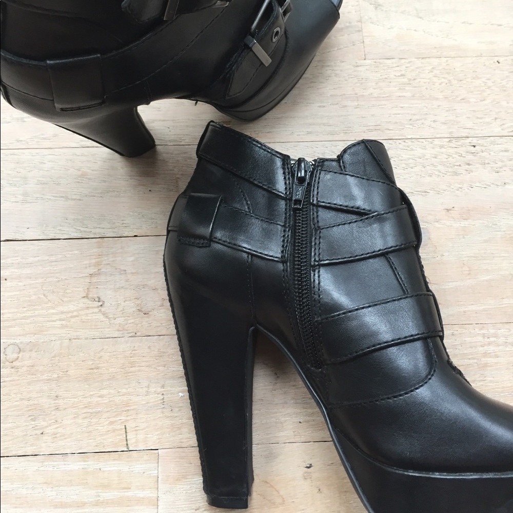 Miss Sixty black buckle straps heels! - Picture 5 of 8