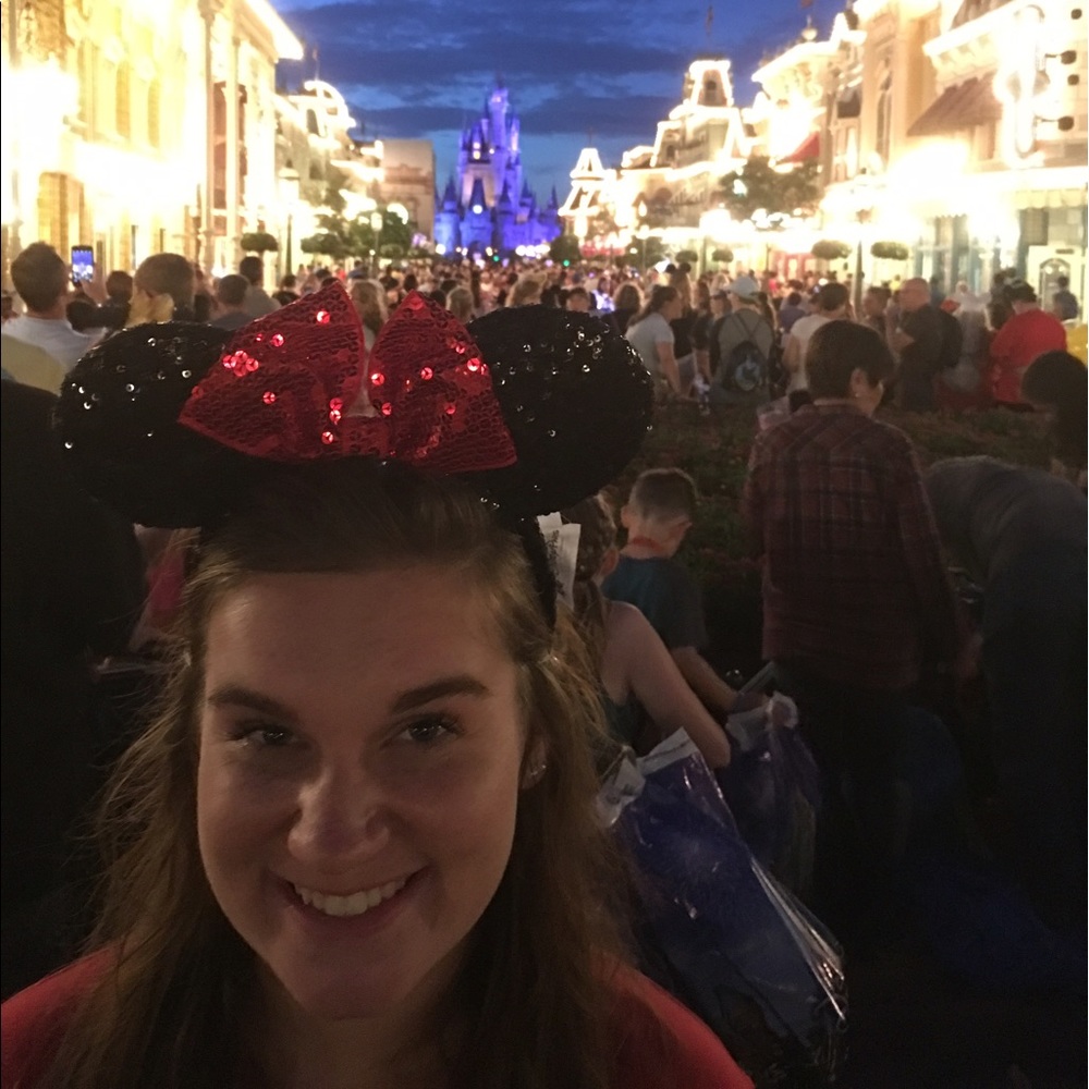 Meet your Posher, Heidi