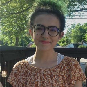 Meet your Posher, Briana